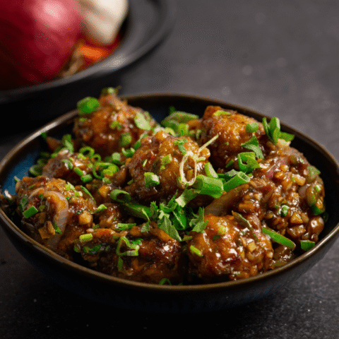 Vegetable Manchurian (Gravy)
